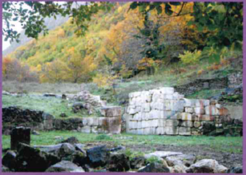 Foto dei resti del Santuario di Ercole a Campochiaro