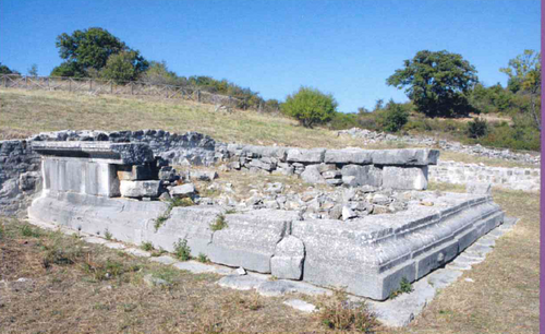 Foto dei resti del santuario sannita di San Giovanni in Galdo